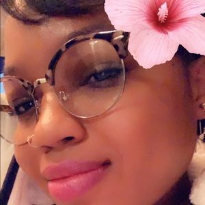 Meet your Posher, Nautica